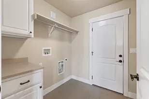 753 W 4050 N, Lehi, UT 84048 - Photo 24
