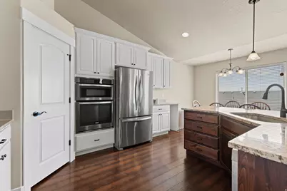 753 W 4050 N, Lehi, UT 84048 - Photo 10