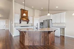 753 W 4050 N, Lehi, UT 84048 - Photo 8