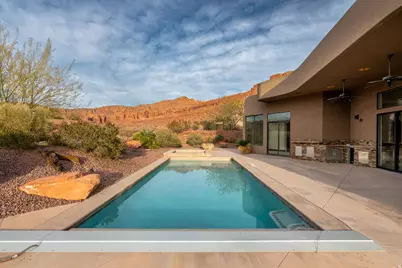 3052 N Snow Pkwy #205, Saint George, UT 84770 - Photo 2