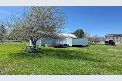 230 N 100 E, Hyrum, UT 84319 - Photo 6