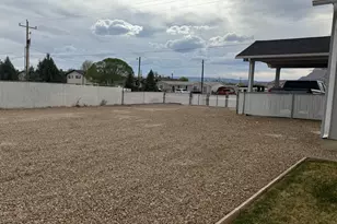 220 E 100 S, Huntington, UT 84528 - Photo 28