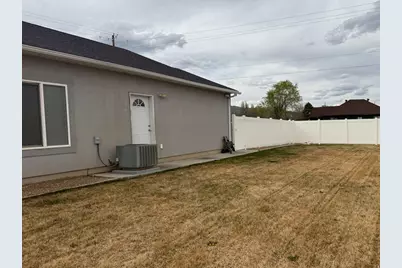 220 E 100 S, Huntington, UT 84528 - Photo 24