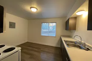 110 E 2250 S, Bountiful, UT 84010 - Photo 6