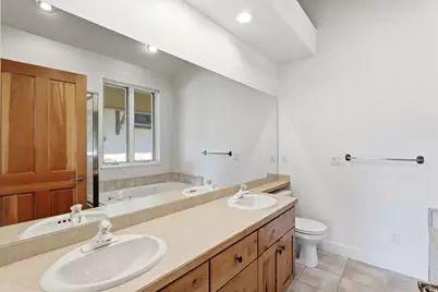 1152 N Village Cir, Midway, UT 84049 - Photo 18