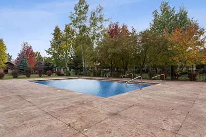 1152 N Village Cir, Midway, UT 84049 - Photo 32