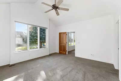 1152 N Village Cir, Midway, UT 84049 - Photo 16