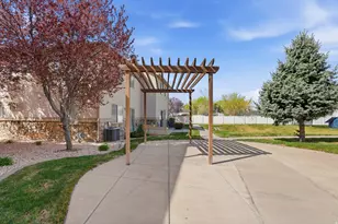 1068 E 16th St S, Ogden, UT 84404 - Photo 4