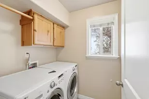 1068 E 16th St S, Ogden, UT 84404 - Photo 12