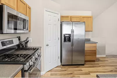 2512 N Jonathan Pl, Saratoga Springs, UT 84045 - Photo 14