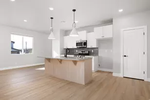 4017 E Razor Dr, Washington, UT 84780 - Photo 4