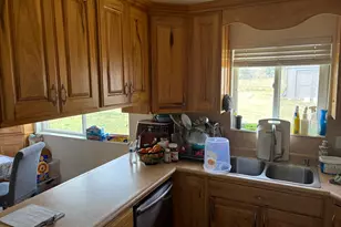 5650 S Jordan Canal Rd W, Taylorsville, UT 84129 - Photo 4