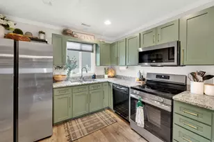 1351 W Glenbarr Dr S, Springville, UT 84663 - Photo 6