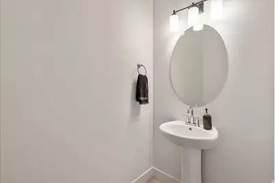 1824 E Meadowlark Dr, Eagle Mountain, UT 84005 - Photo 16