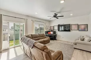 1824 E Meadowlark Dr, Eagle Mountain, UT 84005 - Photo 8