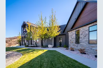 6861 E Summit Peak Cir, Huntsville, UT 84317 - Photo 4