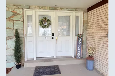 2136 S 900 E, Bountiful, UT 84010 - Photo 4