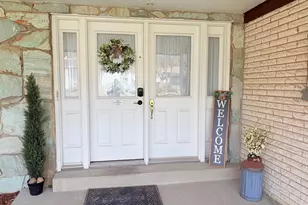 2136 S 900 E, Bountiful, UT 84010 - Photo 4