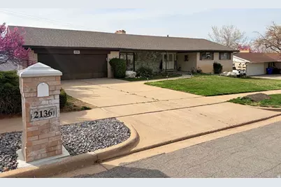 2136 S 900 E, Bountiful, UT 84010 - Photo 2