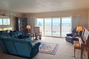 2136 S 900 E, Bountiful, UT 84010 - Photo 8