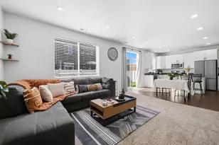 2126 W Lydia Ln, Syracuse, UT 84075 - Photo 4