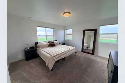 2126 W Lydia Ln, Syracuse, UT 84075 - Photo 24