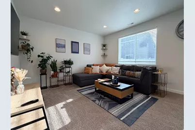 2126 W Lydia Ln, Syracuse, UT 84075 - Photo 8