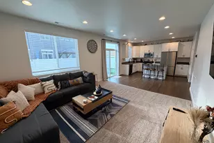 2126 W Lydia Ln, Syracuse, UT 84075 - Photo 10