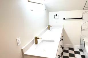 2549 W 11400 S, South Jordan, UT 84095 - Photo 16