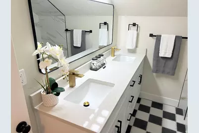 2549 W 11400 S, South Jordan, UT 84095 - Photo 16