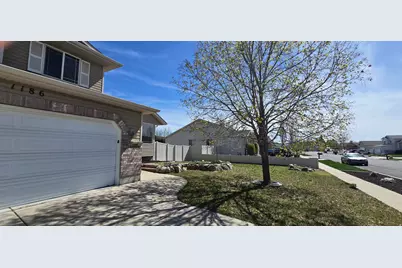 1186 N 2425 W, Layton, UT 84041 - Photo 2