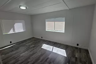 286 N Lionel St W, North Salt Lake, UT 84054 - Photo 28