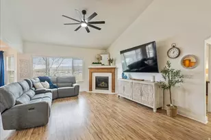 12979 S Wapiti Ct, Riverton, UT 84096 - Photo 4