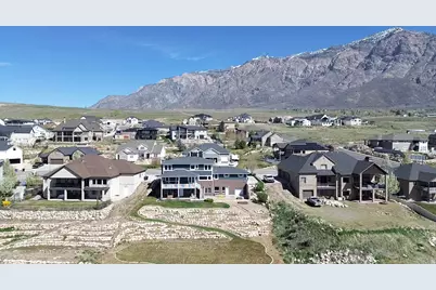 1113 W Fawn Dr N, Pleasant View, UT 84414 - Photo 46