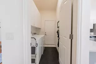 14301 S Elsbrook Circle, Draper, UT 84020 - Photo 32