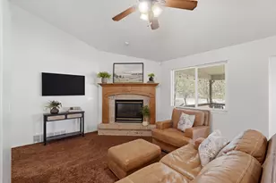 1468 N Flint Meadow Dr W, Kaysville, UT 84037 - Photo 24