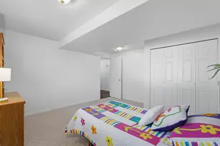 1468 N Flint Meadow Dr W, Kaysville, UT 84037 - Photo 40