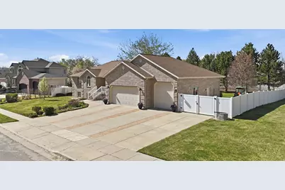 1468 N Flint Meadow Dr W, Kaysville, UT 84037 - Photo 56