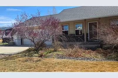 430 E 100 N, Mount Pleasant, UT 84647 - Photo 1