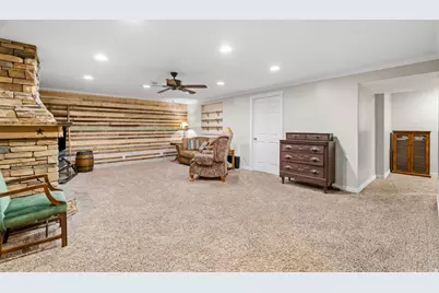 1458 N 2400 W, Clinton, UT 84015 - Photo 12