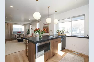 723 N 300 W #1, Salt Lake City, UT 84103 - Photo 18