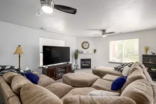 1735 Spring Creek Ranch Rd, Lehi, UT 84043 - Photo 4