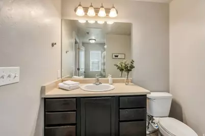 1604 N Catagena Pkwy #245, Saratoga Springs, UT 84045 - Photo 16