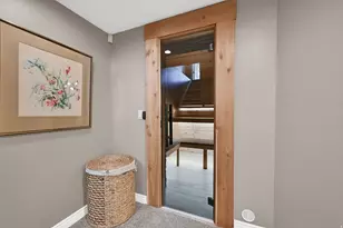 6262 S 2050 E, Uintah, UT 84403 - Photo 38