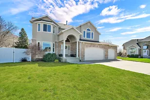 6262 S 2050 E, Uintah, UT 84403 - Photo 2