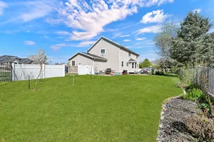 6262 S 2050 E, Uintah, UT 84403 - Photo 42