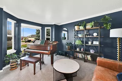 6262 S 2050 E, Uintah, UT 84403 - Photo 4