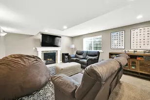 6262 S 2050 E, Uintah, UT 84403 - Photo 36