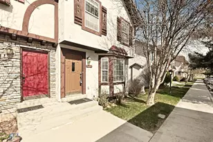 863 Zurich Ln, Midway, UT 84049 - Photo 2