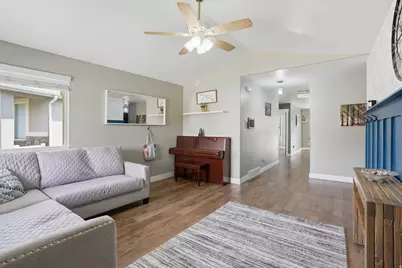 4847 W Cold Springs Cir S, Riverton, UT 84096 - Photo 4